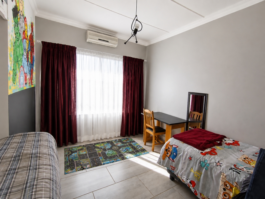 4 Bedroom Property for Sale in Uitsig Free State